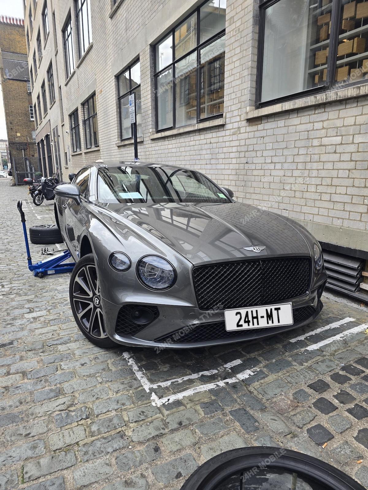 Bentley Continental GT Urban Service - 24HR Mobile Tyres automotive photograph